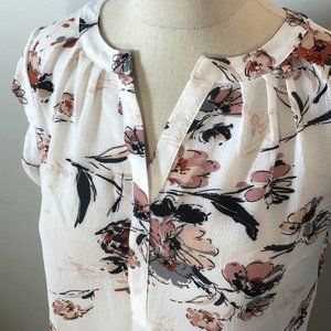 FUN2FUN - Walden Split Neck Blouse